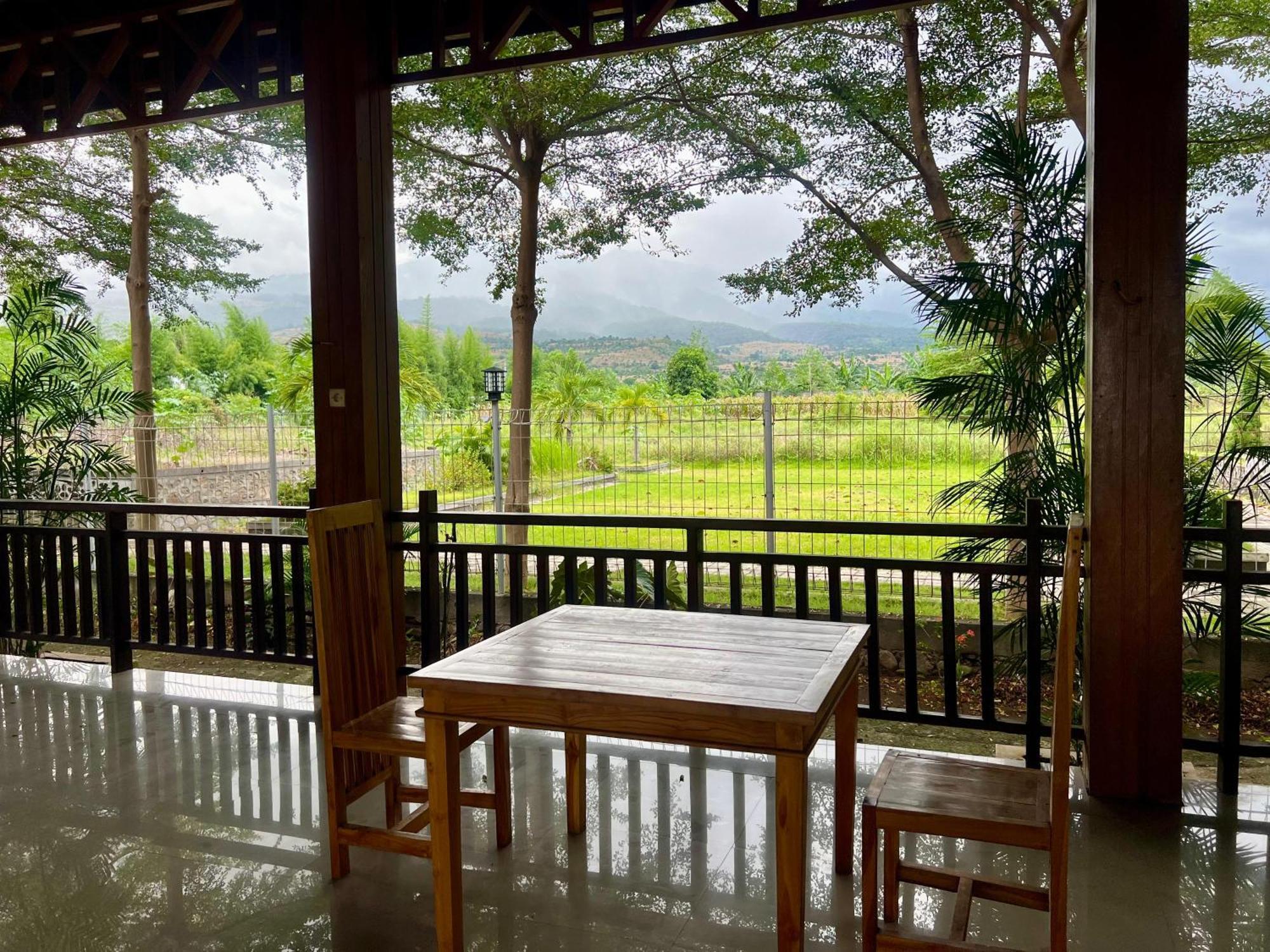 Pohon Purba Resort & Restaurant Labuhan Pandan Экстерьер фото